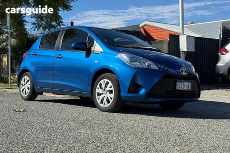 Blue 2018 Toyota Yaris Hatchback Ascent