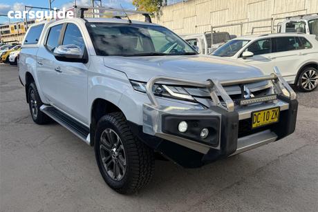 White 2022 Mitsubishi Triton Double Cab Pick Up Gls (4X4)