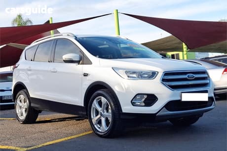 White 2019 Ford Escape Wagon Trend (Fwd)
