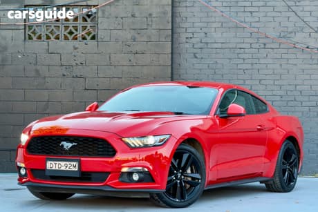 Red 2017 Ford Mustang Coupe Fastback 2.3 Gtdi