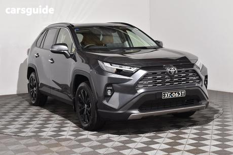 2025 Toyota RAV4 Cruiser (Awd) Hybrid