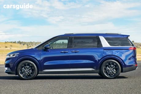 2022 Kia Carnival S