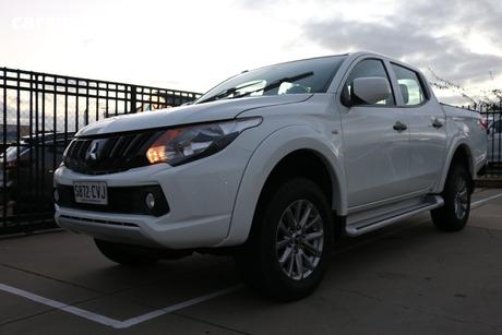 2017 Mitsubishi Triton Glx