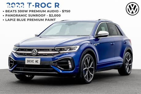 Blue 2022 Volkswagen T-ROC Wagon R