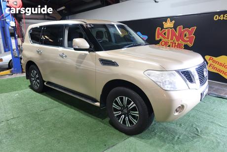 Gold 2013 Nissan Patrol Wagon St-L (4X4)