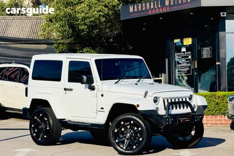 White 2014 Jeep Wrangler Hardtop Overland