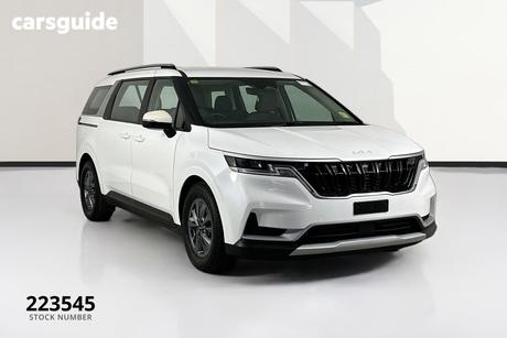 White 2023 Kia Carnival Wagon S