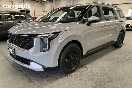 Grey 2024 Kia Carnival Wagon S