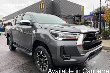 Grey 2020 Toyota Hilux Double Cab Chassis Sr5 (4X4)