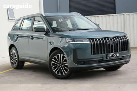 Green 2026 Jaecoo J5 SUV SUMMIT F