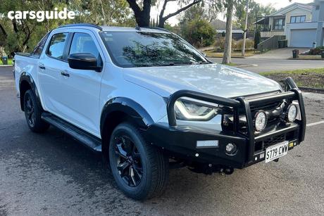 White 2023 Isuzu D-MAX Crew Cab Utility X-Terrain (4X4)
