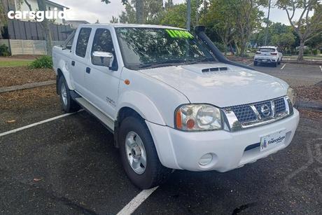 White 2014 Nissan Navara Dual Cab Pick-up St-R (4X4)