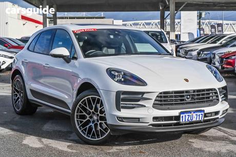 White 2019 Porsche Macan Wagon