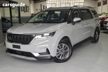 Grey 2023 Kia Carnival Wagon S