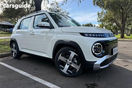 White 2026 Hyundai Inster Wagon 2Wd (49Kwh)