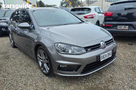 Grey 2016 Volkswagen Golf Wagon 110 Tsi Highline