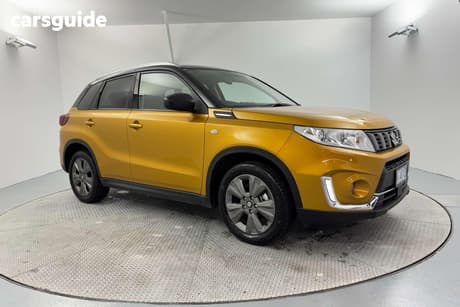 Yellow 2024 Suzuki Vitara Wagon Beat