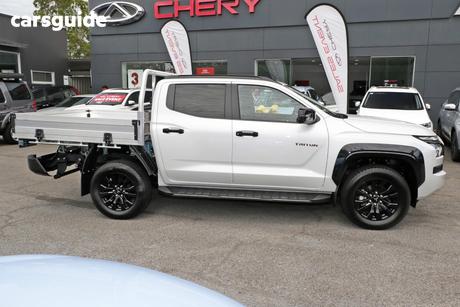 White 2025 Mitsubishi Triton Double Cab Pick Up Gsr (4X4)