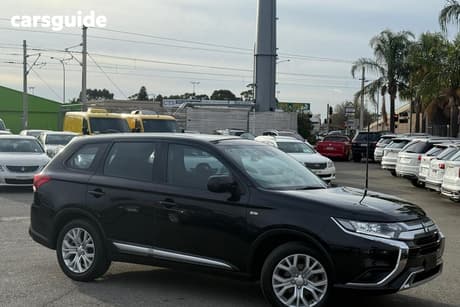 Black 2021 Mitsubishi Outlander Wagon Es 7 Seat (2Wd)