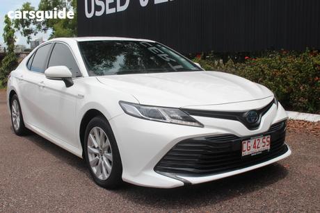 White 2020 Toyota Camry Sedan Ascent (Hybrid)