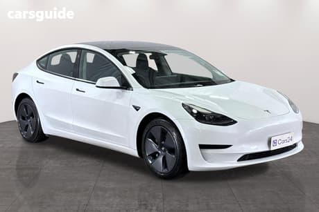 White 2022 Tesla Model 3 Sedan Rear-Wheel Drive