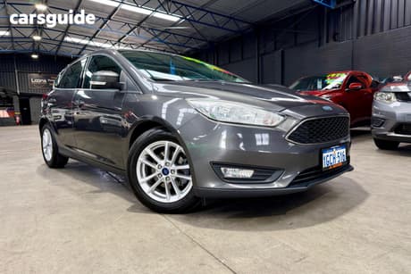 Grey 2016 Ford Focus Hatchback Trend