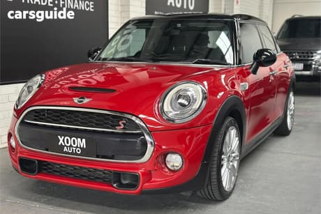 Red 2018 Mini Cooper Hatchback S