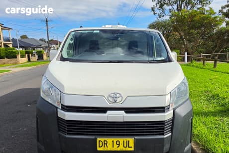 2022 Toyota HiAce Van Lwb