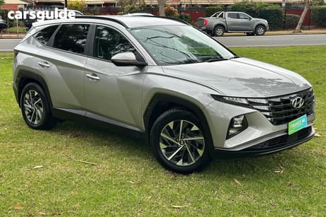 Silver 2023 Hyundai Tucson Wagon Elite (Fwd)
