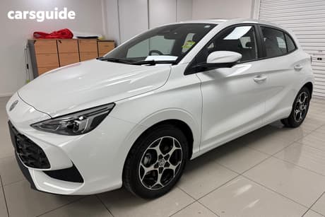 White 2025 MG MG3 Hatchback Essence