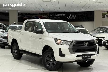 White 2023 Toyota Hilux Ute Tray SR