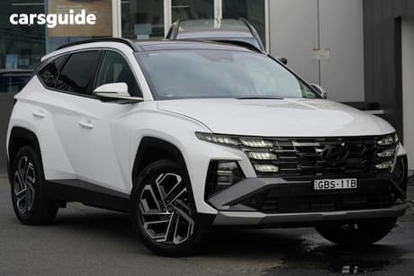 White 2024 Hyundai Tucson Wagon Premium (Awd)
