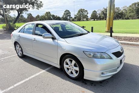 Silver 2007 Toyota Camry Sedan Sportivo