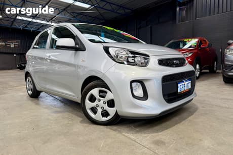 Silver 2016 Kia Picanto Hatchback Si
