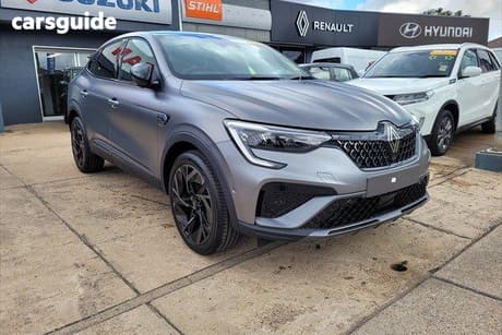 Grey 2026 Renault Arkana SUV ESPRIT ALPINE