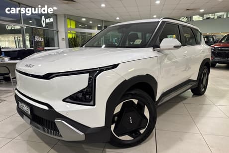 White 2025 Kia EV5 Wagon Air 2Wd Sr