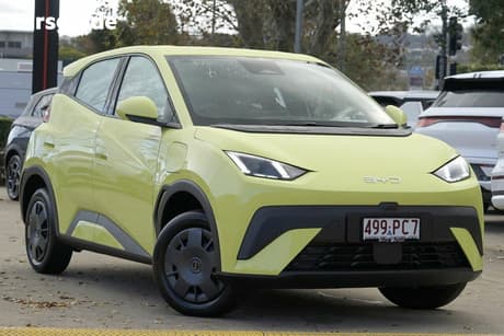 Green 2025 BYD Atto 1 Hatchback Essential