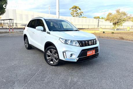 White 2019 Suzuki Vitara Wagon 1.6L