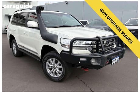 White 2016 Toyota Landcruiser Wagon Sahara (4X4)