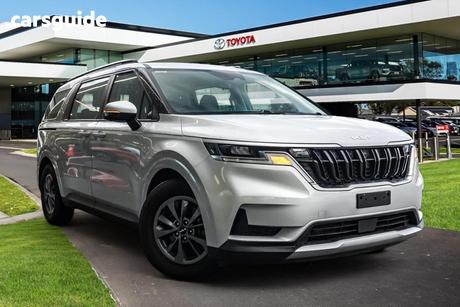 Silver 2022 Kia Carnival Wagon S