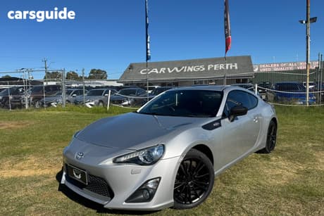 Silver 2013 Toyota 86 Coupe Gts