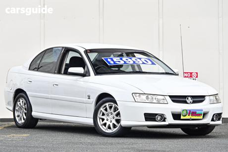 White 2004 Holden Commodore Sedan Executive