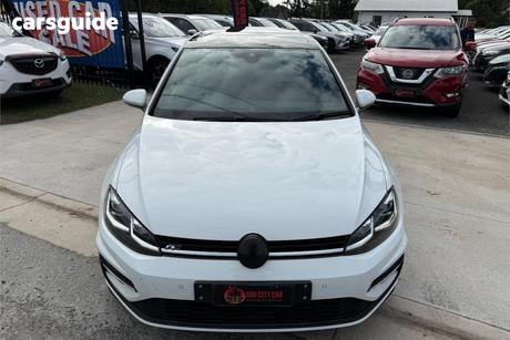 White 2018 Volkswagen Golf Hatchback 110 Tsi Highline
