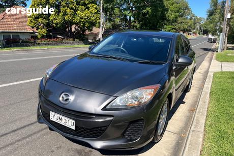 Grey 2011 Mazda 3 Hatchback Neo