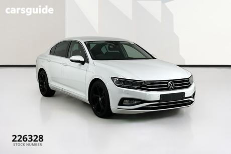 White 2022 Volkswagen Passat Sedan 140Tsi Business