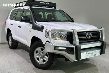 White 2019 Toyota Landcruiser Wagon Lc200 Gx (4X4)