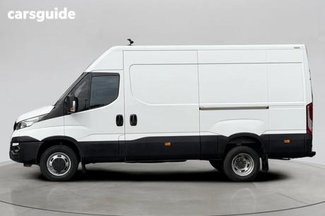 White 2017 Iveco Daily Commercial