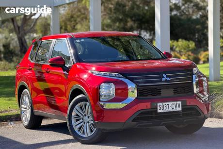 Red 2023 Mitsubishi Outlander Wagon Es 5 Seat (2Wd)