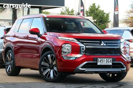 Red 2025 Mitsubishi Outlander Wagon Exceed 5 Seat (Awd)