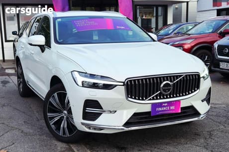 White 2023 Volvo XC60 Wagon Ultimate B5 Bright Mhev